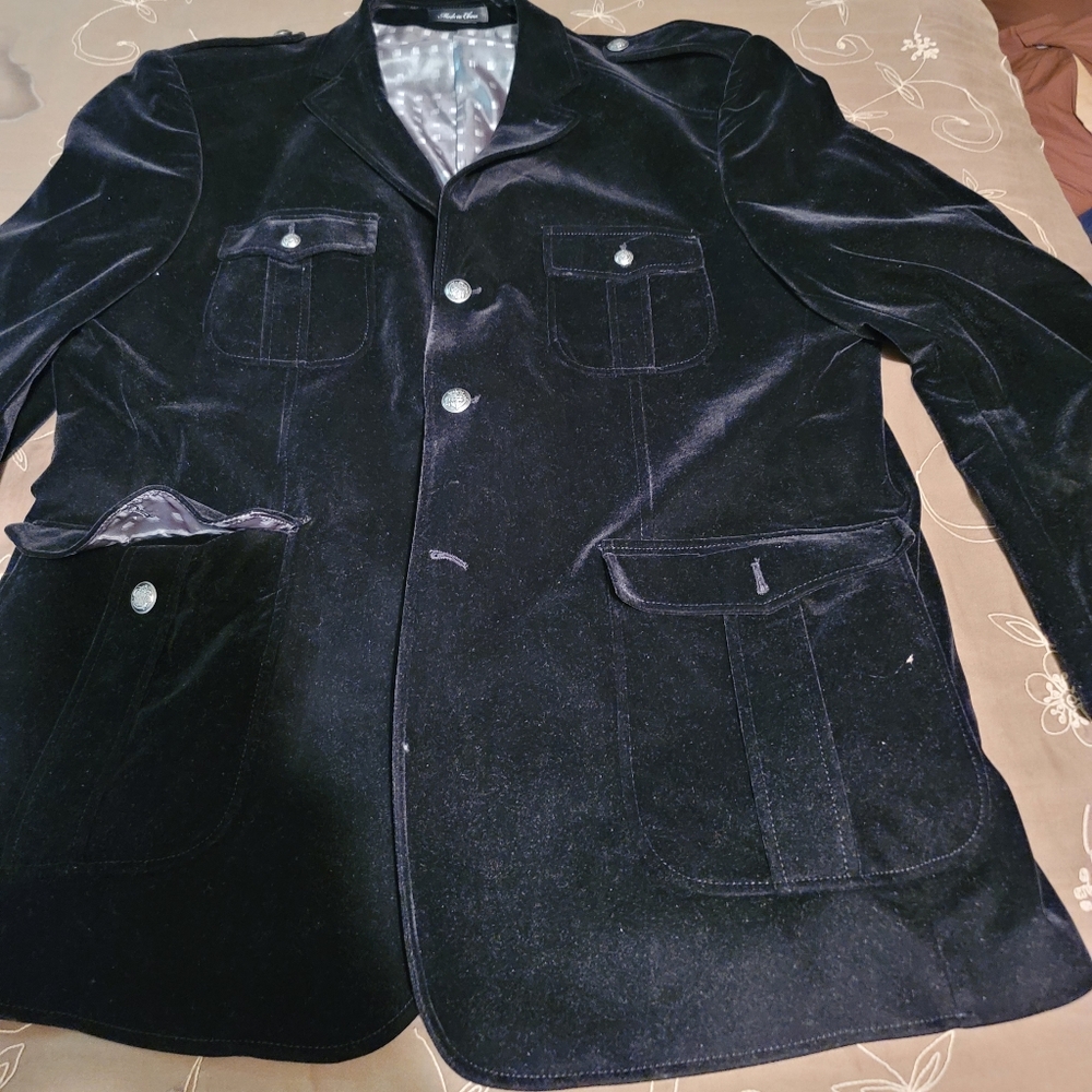 Black blazer with silver detail